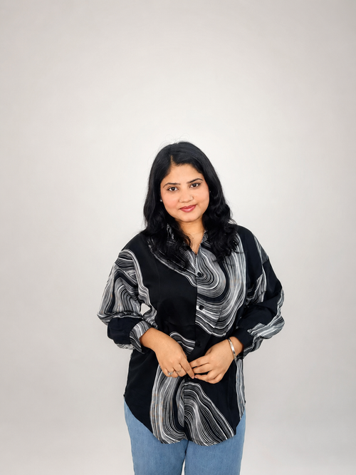 Black & White Abstract Wave Print Oversized Shirt