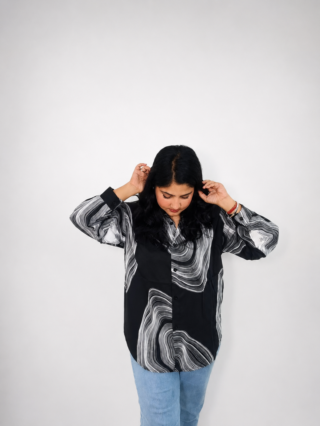 Black & White Abstract Wave Print Oversized Shirt