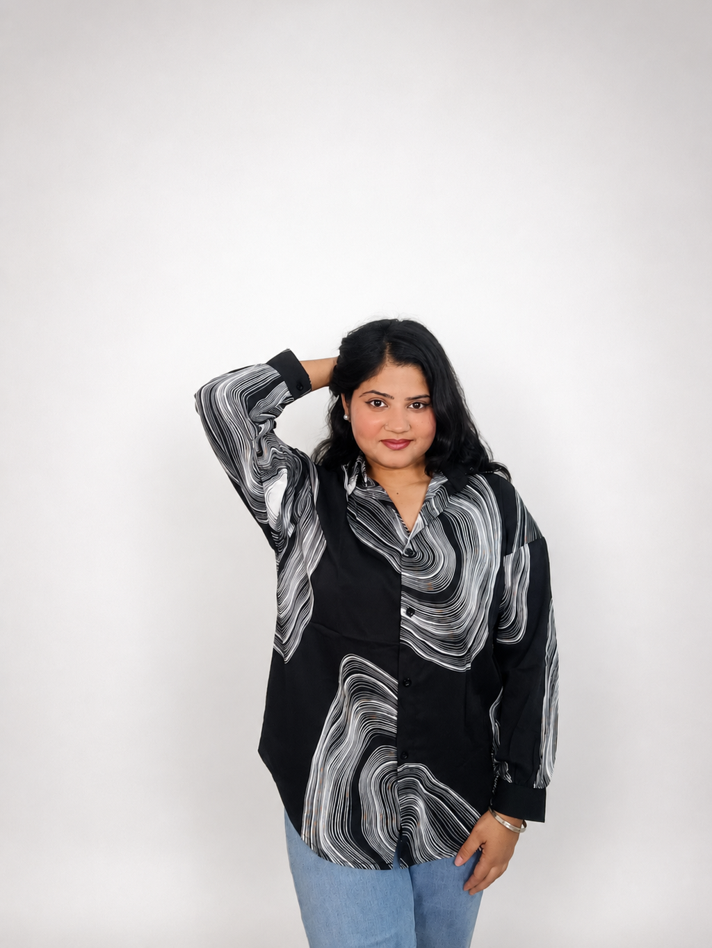 Black & White Abstract Wave Print Oversized Shirt